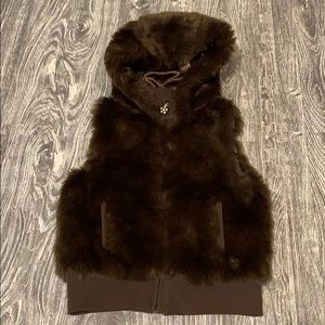 Gymboree faux fur hooded vest Girls US 7-8